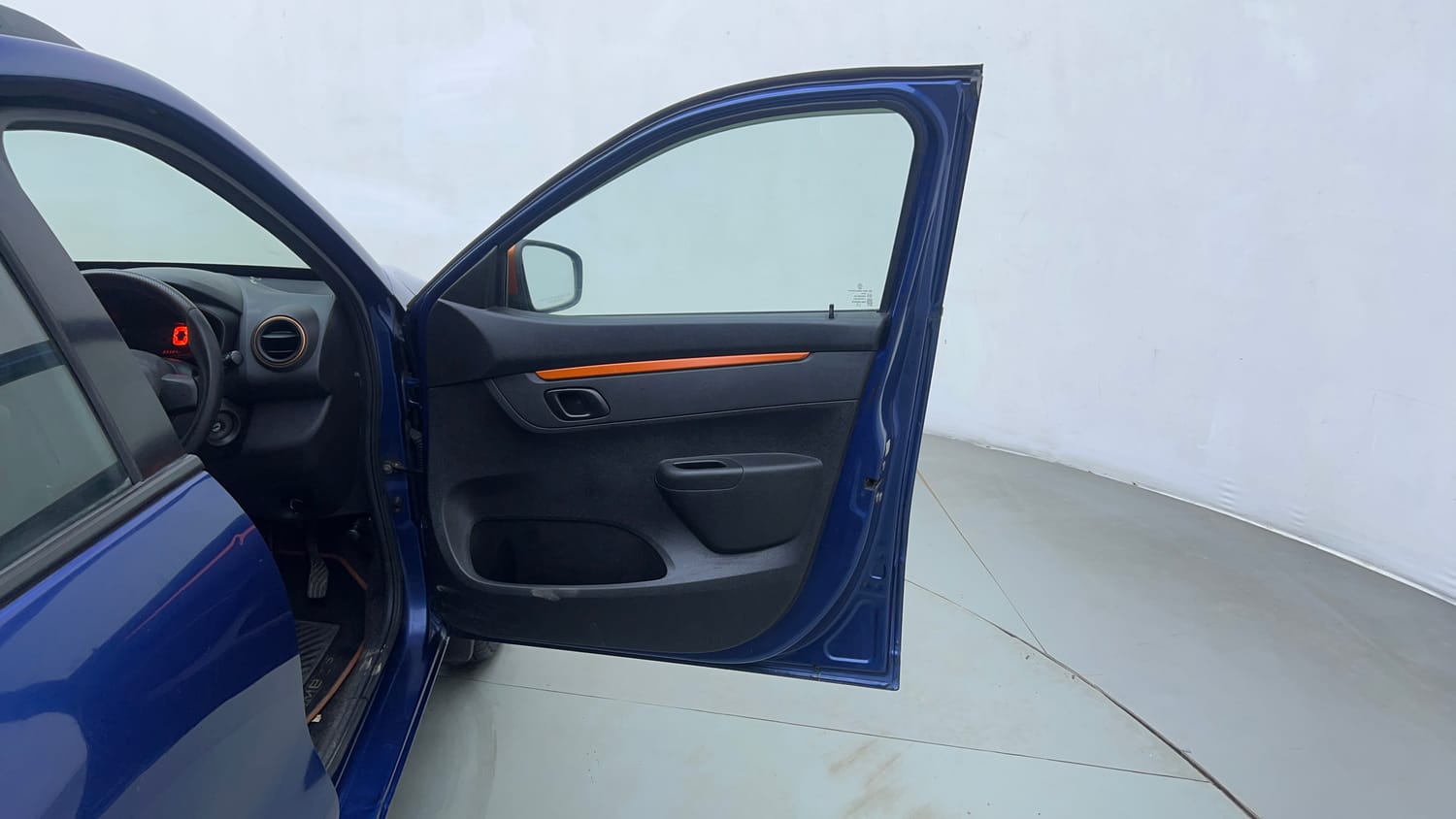 Used 2017 Renault Kwid CLIMBER 1.0 AMT Petrol Automatic interior RIGHT FRONT DOOR OPEN VIEW