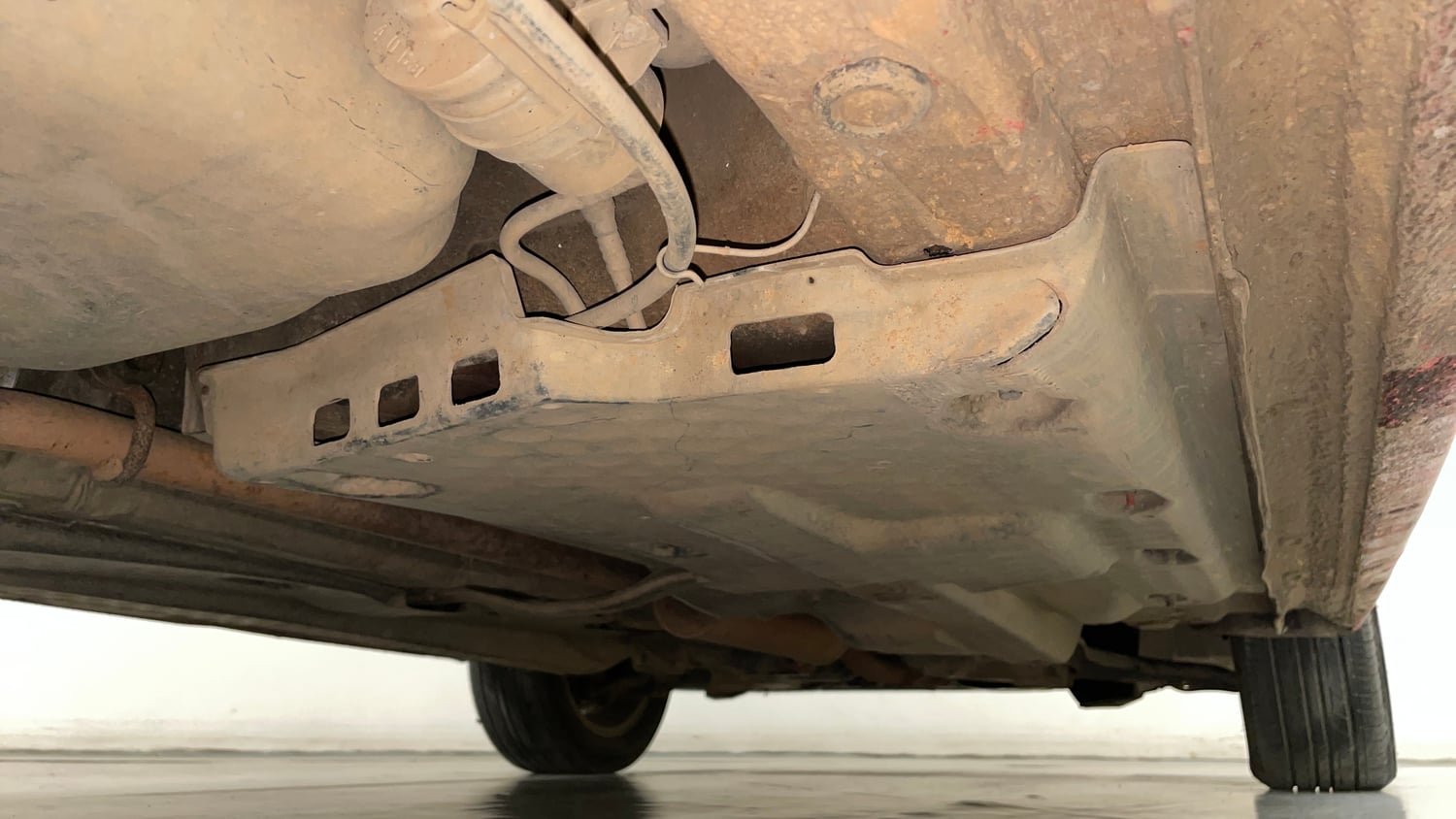 Used 2014 Volkswagen Polo Highline1.2L (P) Petrol Manual extra REAR RIGHT UNDERBODY VIEW