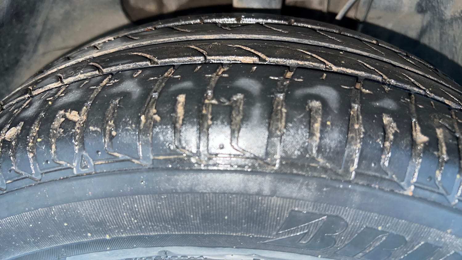 Used 2022 Tata Tigor XZ Plus CNG Cng Manual tyres RIGHT FRONT TYRE TREAD VIEW