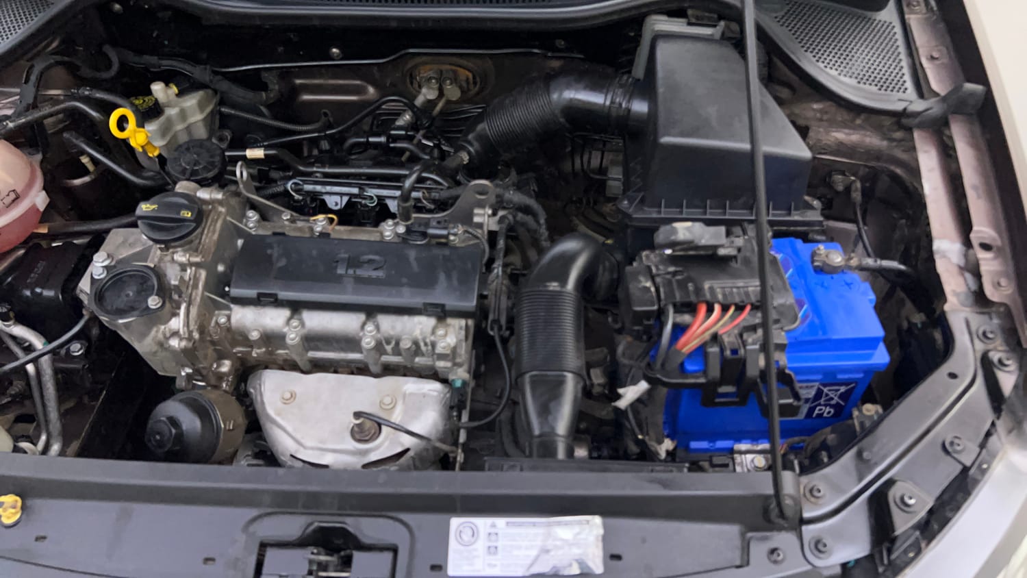 Used 2016 Volkswagen Ameo Highline1.2L (P) Petrol Manual engine ENGINE LEFT SIDE VIEW