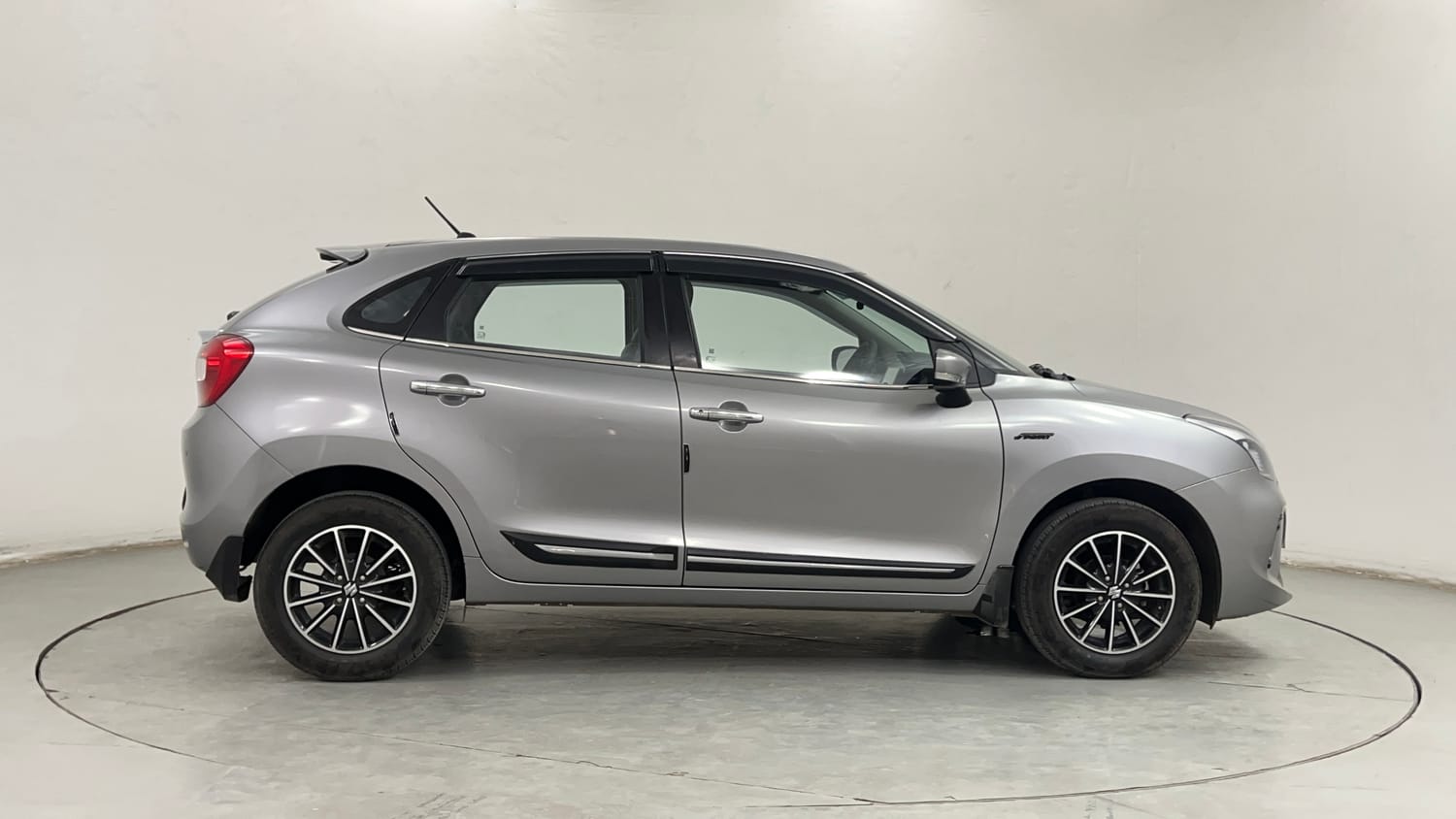 Used 2021 Maruti Suzuki Baleno Delta Petrol Manual exterior RIGHT SIDE VIEW