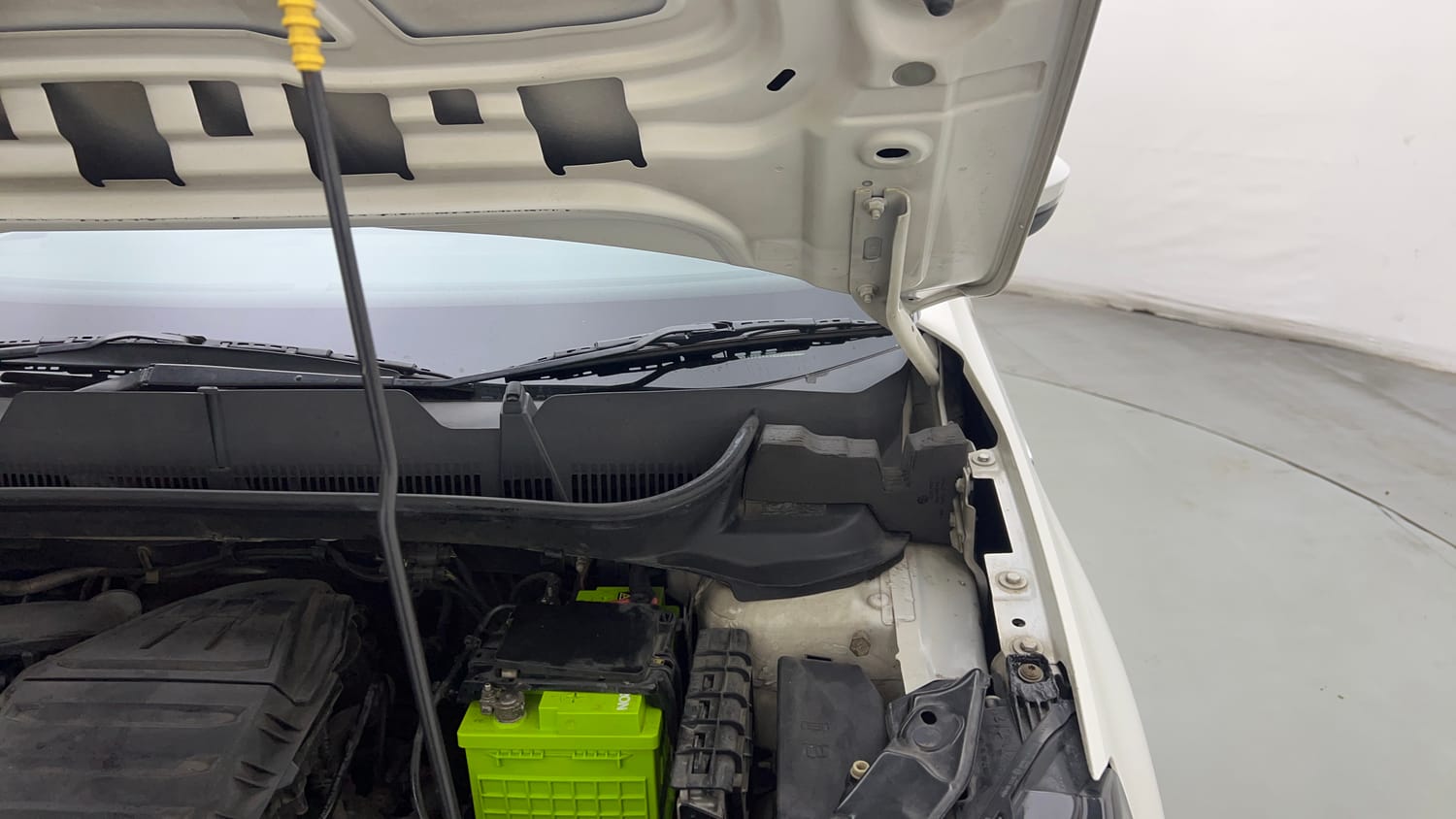 Used 2021 Skoda Kushaq Ambition 1.0L TSI MT Petrol Manual engine ENGINE LEFT SIDE HINGE & APRON VIEW
