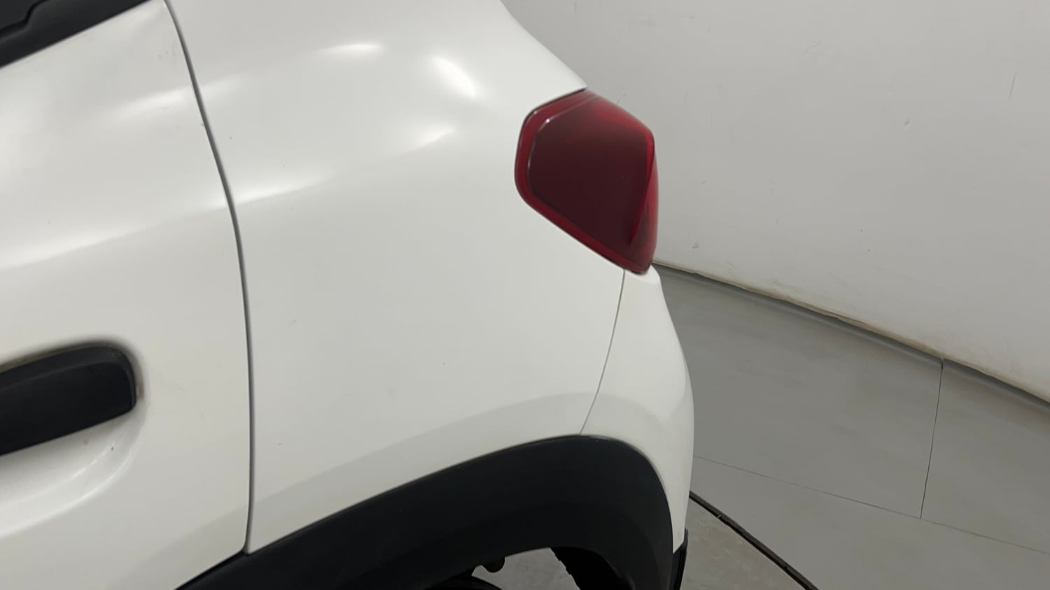 Used 2020 Renault Kwid RXL Petrol Manual dents MINOR SCRATCH