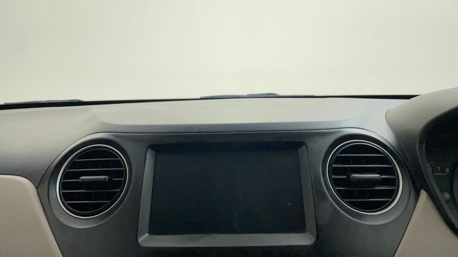 Used 2018 Hyundai Grand i10 Asta 1.2 Kappa VTVT Petrol Manual top_features Touch screen infotainment system