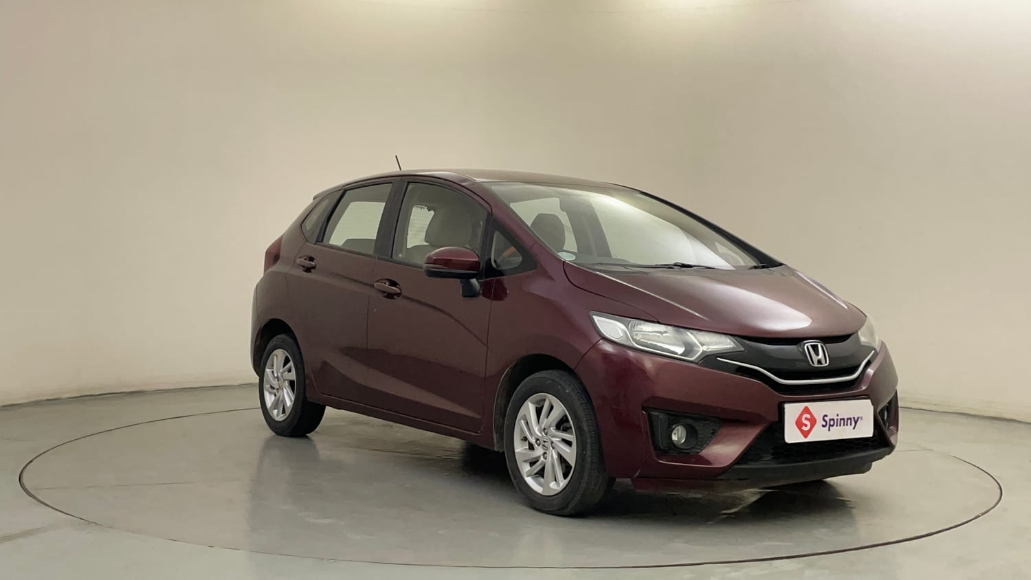 Used 2017 Honda Jazz V AT Petrol Petrol Automatic exterior RIGHT FRONT CORNER VIEW