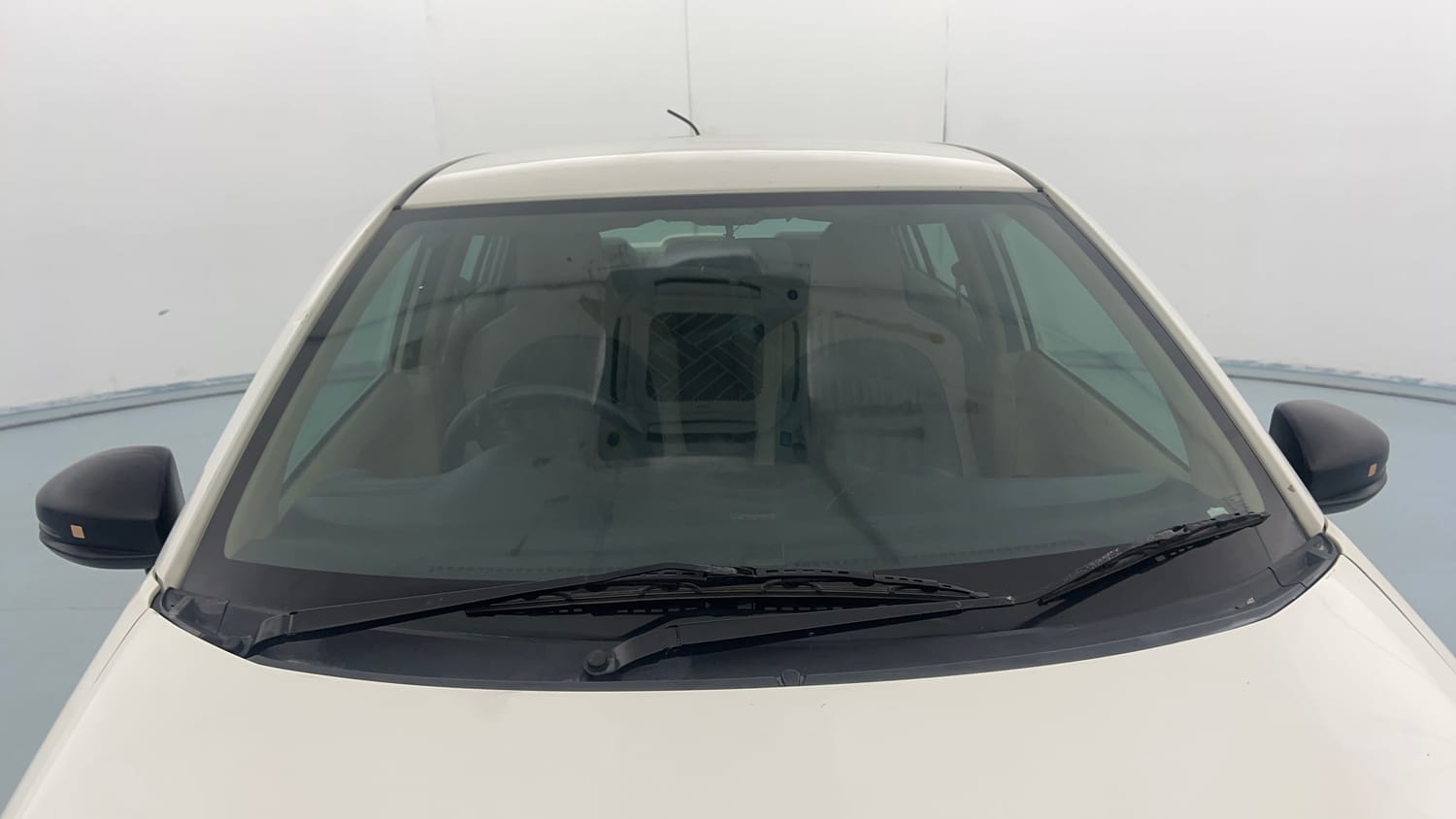 Used 2015 Honda Amaze 1.2 SX i-VTEC Petrol Manual exterior FRONT WINDSHIELD VIEW