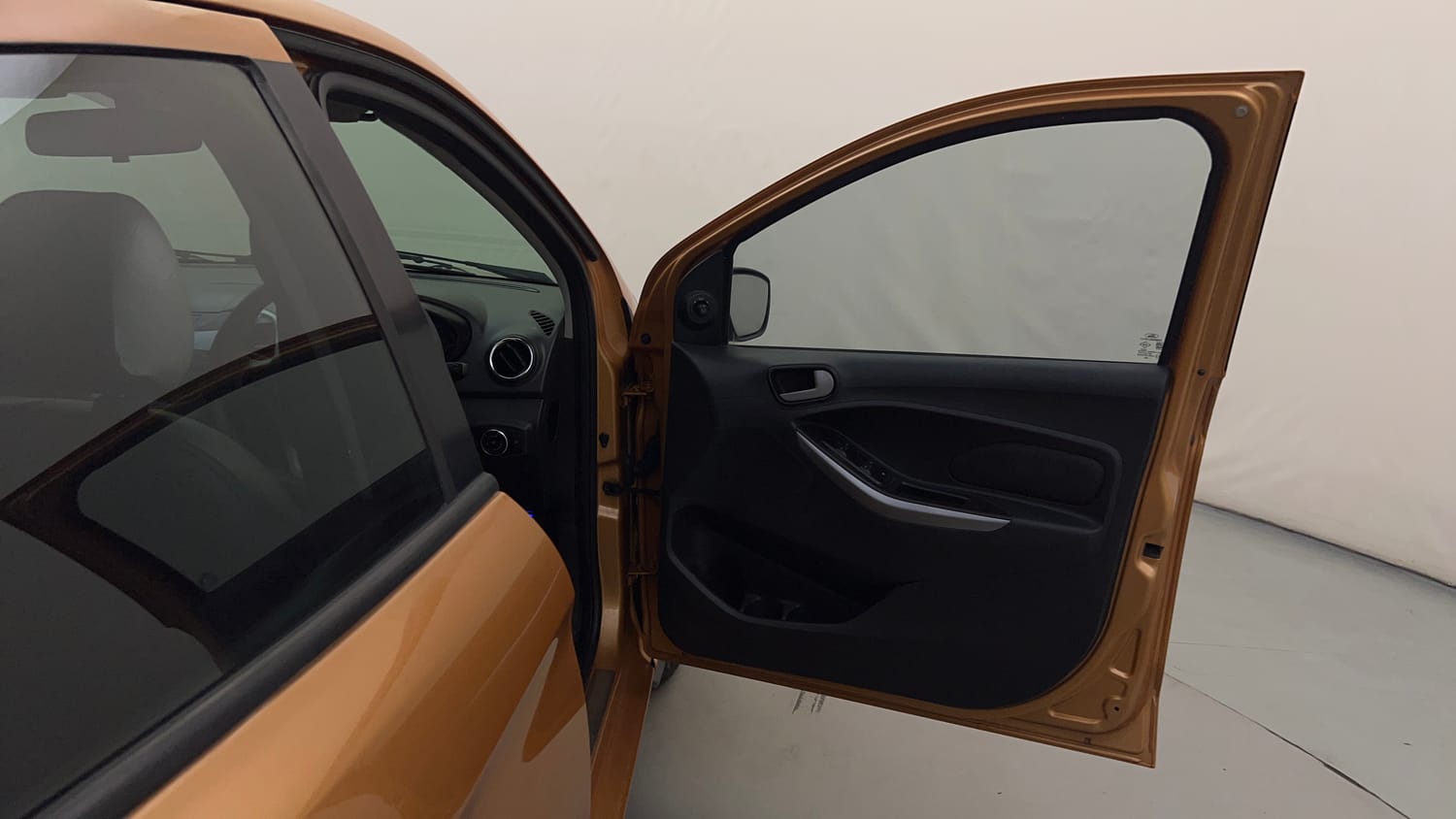Used 2016 Ford Figo Titanium1.5 TDCi Diesel Manual interior RIGHT FRONT DOOR OPEN VIEW