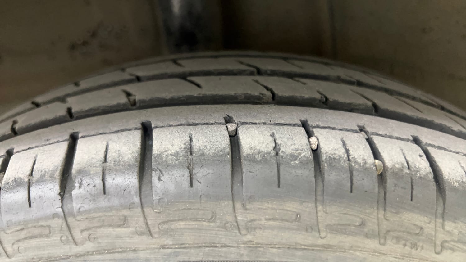 Used 2024 Hyundai Exter S 1.2 MT Hy-CNG Duo Cng Manual tyres RIGHT REAR TYRE TREAD VIEW