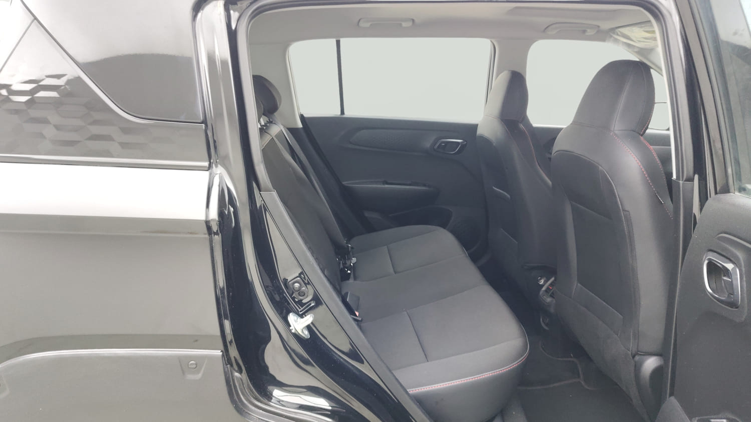 Used 2025 Hyundai Exter SX (O) Connect 1.2 AMT Knight Edition Petrol Automatic interior RIGHT SIDE REAR DOOR CABIN VIEW