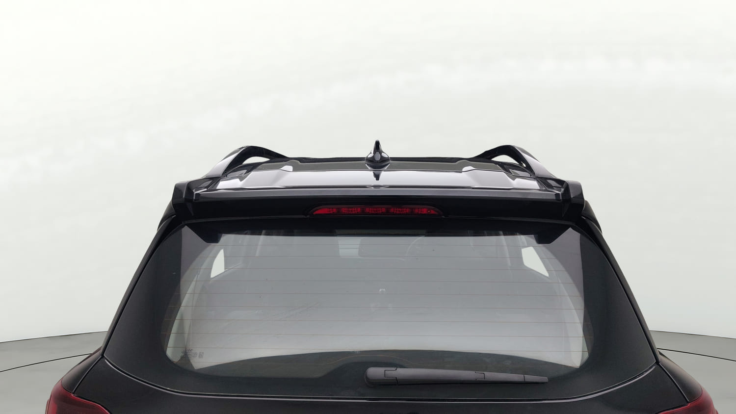 Used 2025 Hyundai Exter SX (O) Connect 1.2 AMT Knight Edition Petrol Automatic exterior BACK WINDSHIELD VIEW