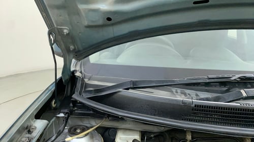 Used 2016 Nissan Micra Active XV Petrol Manual engine ENGINE RIGHT SIDE HINGE & APRON VIEW