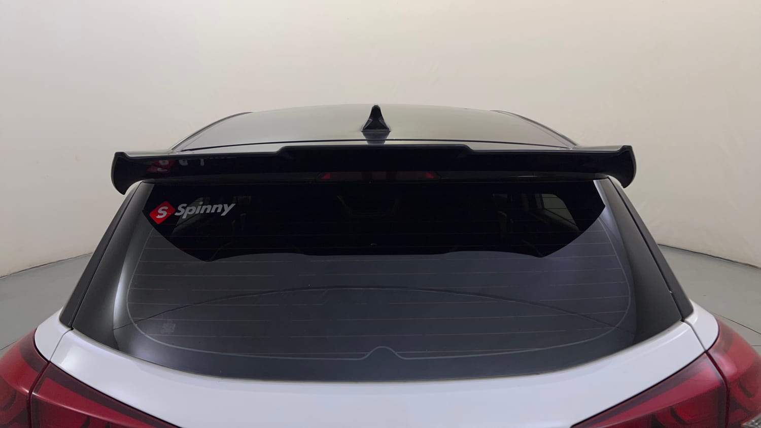 Used 2018 Hyundai Elite i20 Sportz 1.2 Petrol Manual exterior BACK WINDSHIELD VIEW