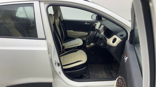 Used 2018 Hyundai Grand i10 Sportz 1.2 Kappa VTVT Petrol Manual interior RIGHT SIDE FRONT DOOR CABIN VIEW
