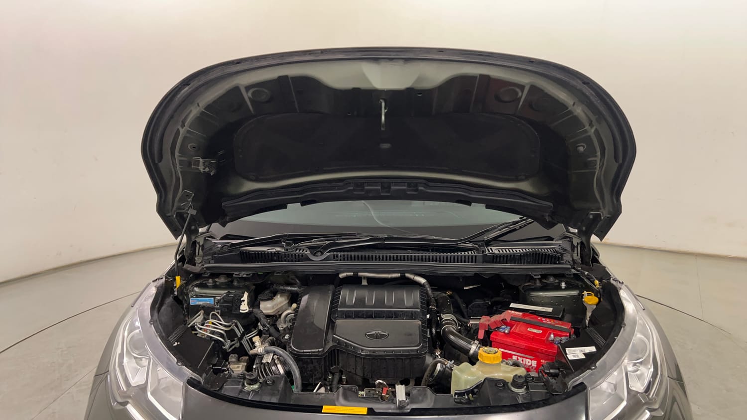 Used 2022 Tata Nexon XZA Plus (O) Diesel Diesel Automatic engine ENGINE & BONNET OPEN FRONT VIEW