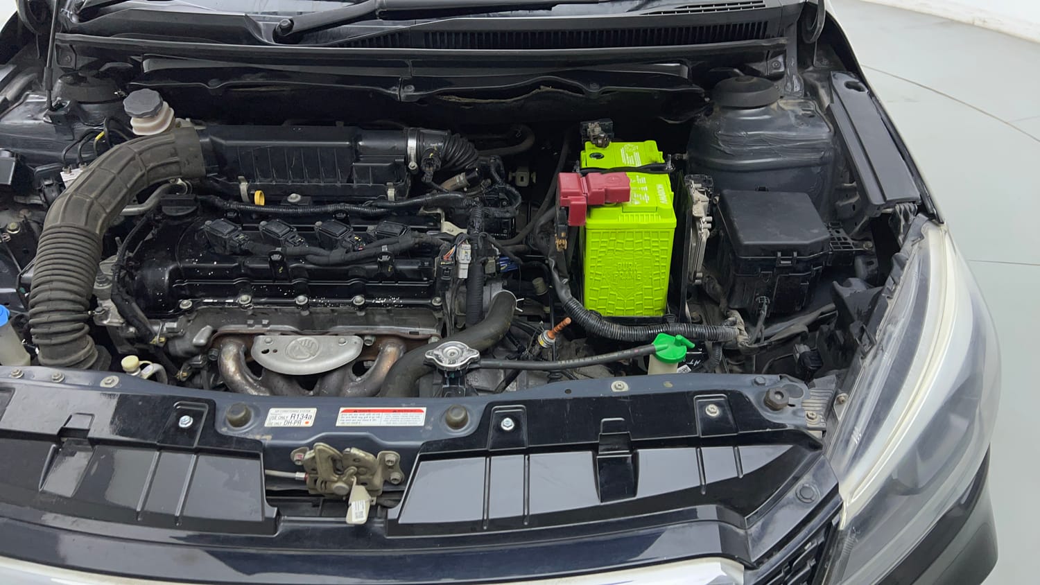 Used 2020 Maruti Suzuki Ciaz Alpha 1.5 AT Petrol Automatic engine ENGINE LEFT SIDE VIEW