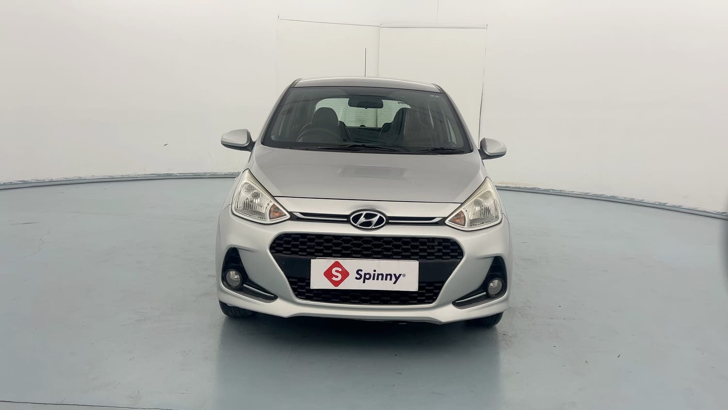 Used 2017 Hyundai Grand i10 Sportz 1.2 Kappa VTVT Petrol Manual exterior FRONT VIEW