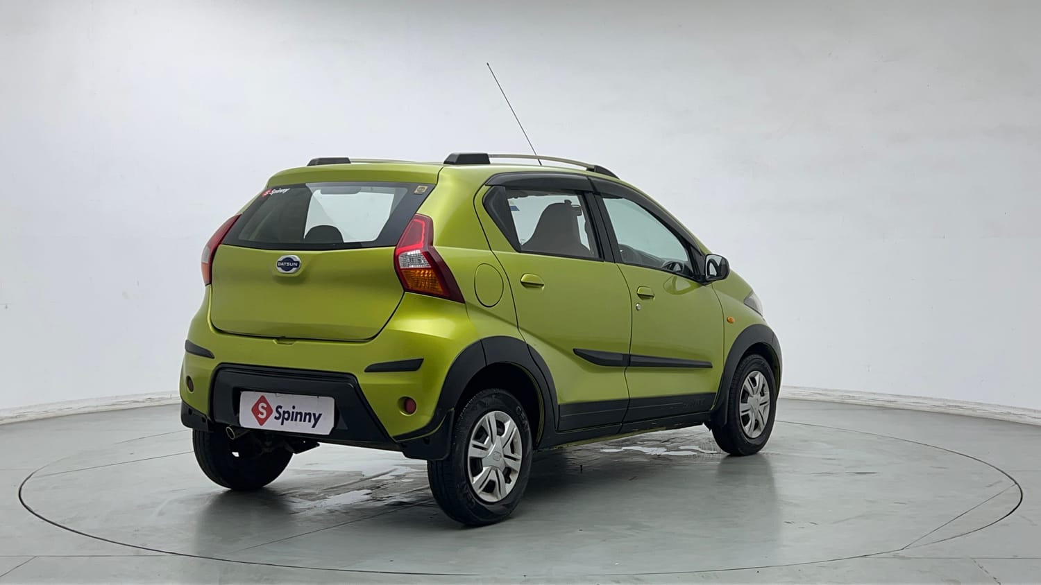 Used 2017 Datsun Redi-GO S Petrol Manual exterior RIGHT REAR CORNER VIEW