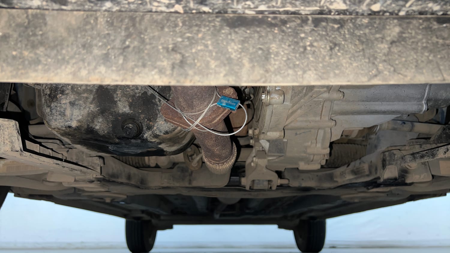 Used 2022 Tata Punch Adventure MT Petrol Manual extra FRONT LEFT UNDERBODY VIEW