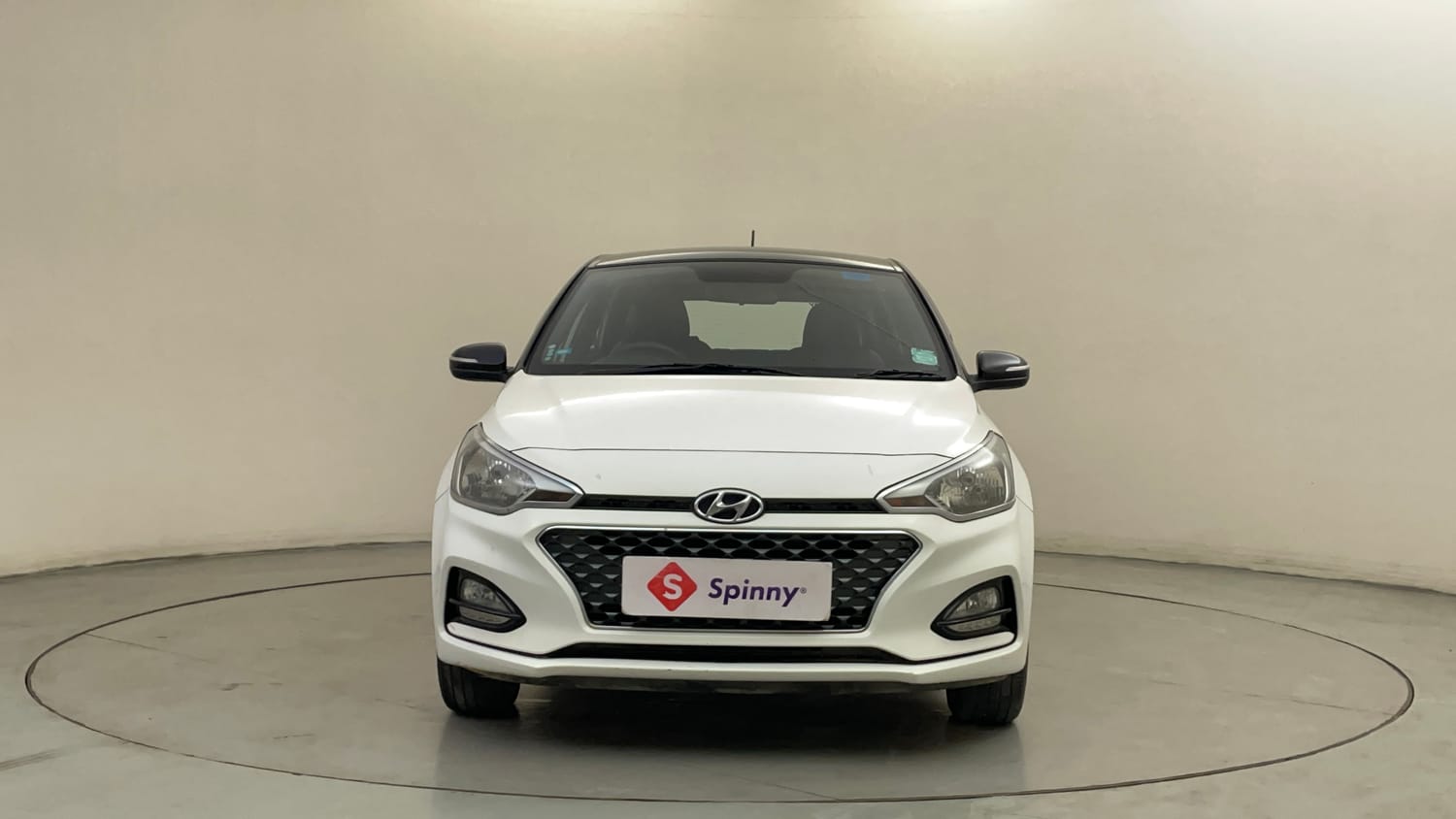 Used 2019 Hyundai Elite i20 Sportz Plus 1.2 Dual Tone Petrol Manual exterior FRONT VIEW
