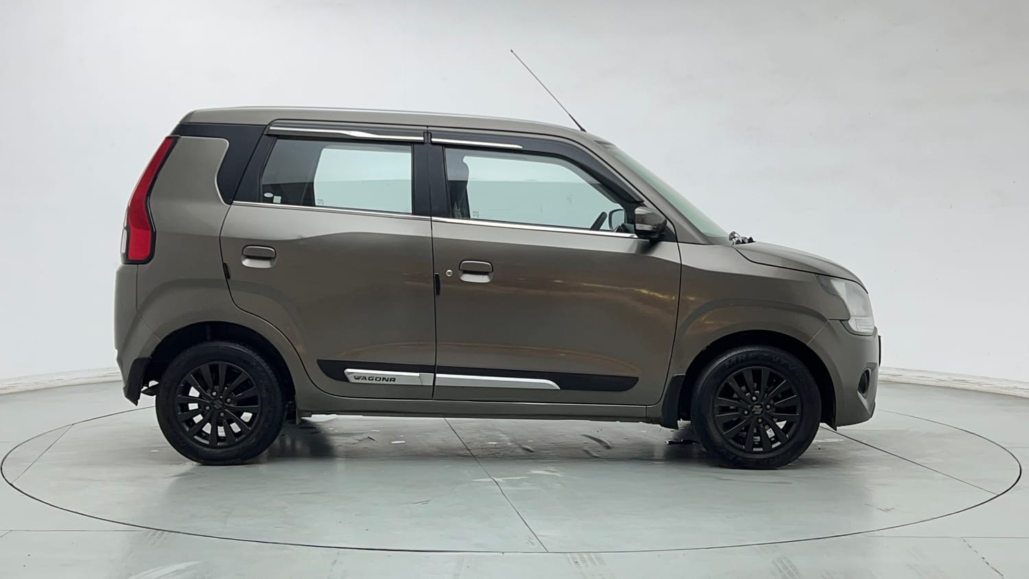Used 2023 Maruti Suzuki Wagon R ZXI Plus 1.2 AGS Petrol Automatic exterior RIGHT SIDE VIEW