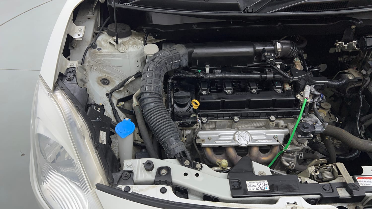 Used 2021 Maruti Suzuki Swift VXi Petrol Manual engine ENGINE RIGHT SIDE VIEW