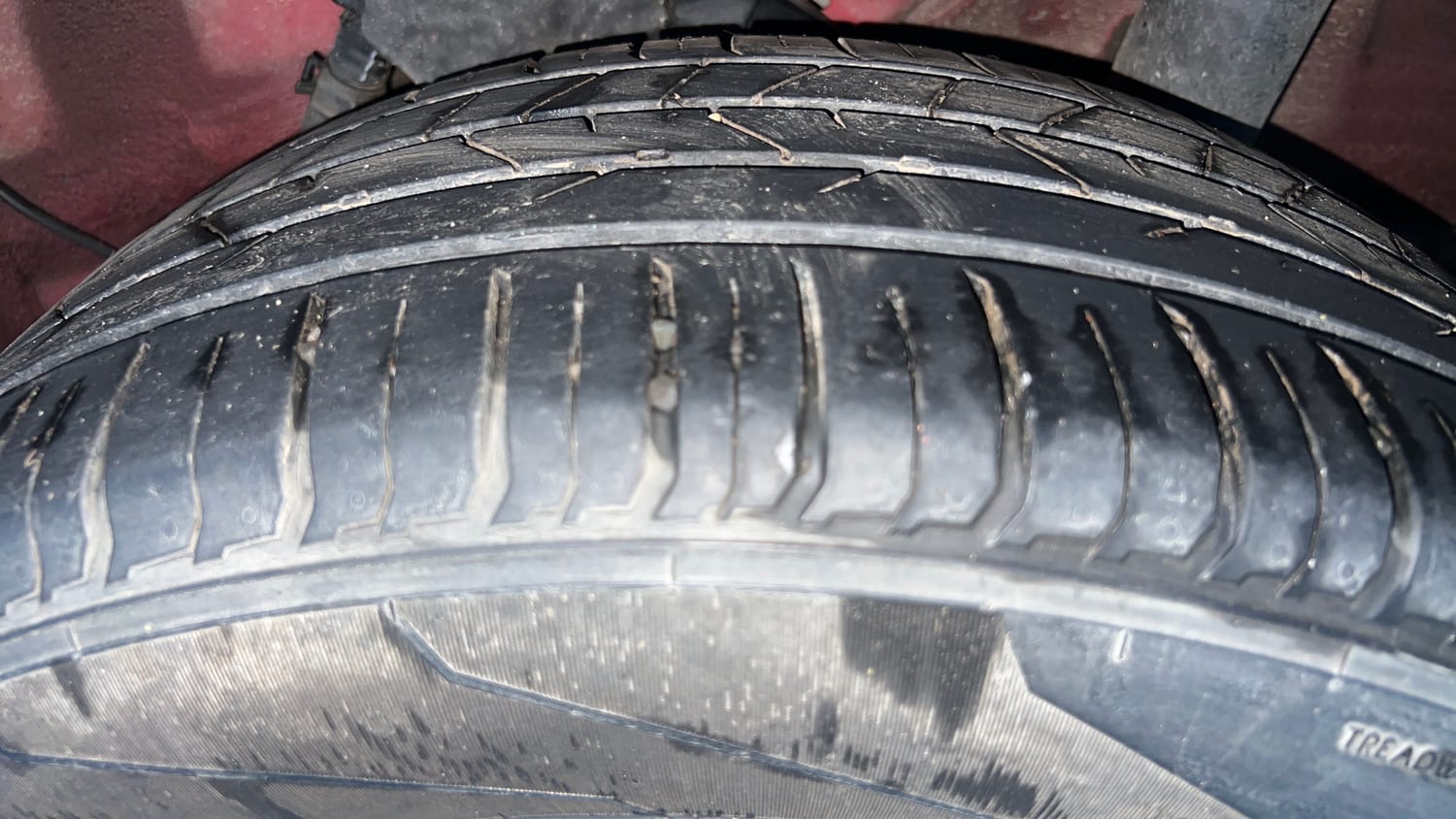 Used 2019 Hyundai Venue SX Plus 1.0 Turbo DCT Petrol Automatic tyres LEFT REAR TYRE TREAD VIEW