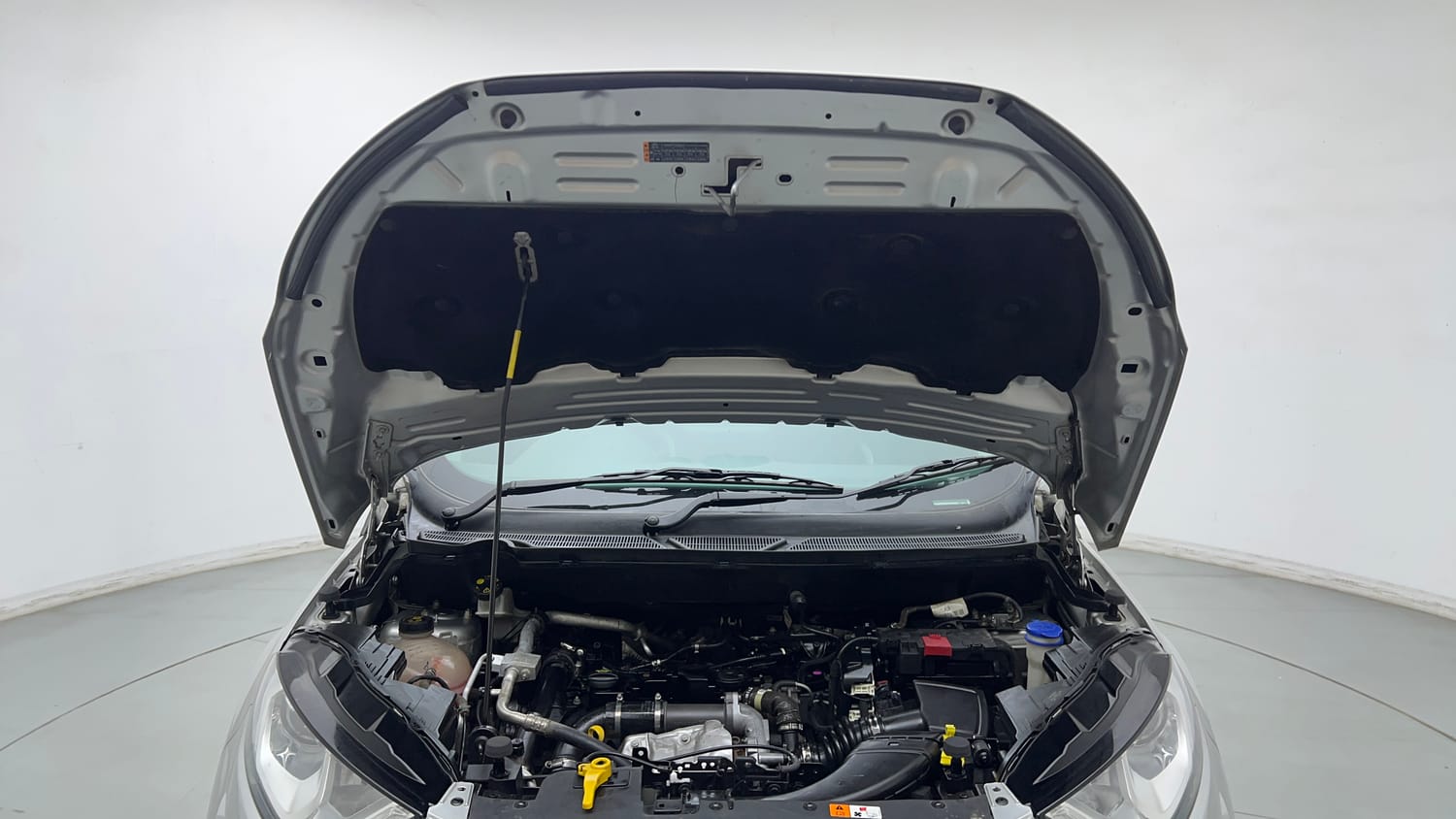 Used 2019 Ford EcoSport Titanium 1.5L TDCi Diesel Manual engine ENGINE & BONNET OPEN FRONT VIEW