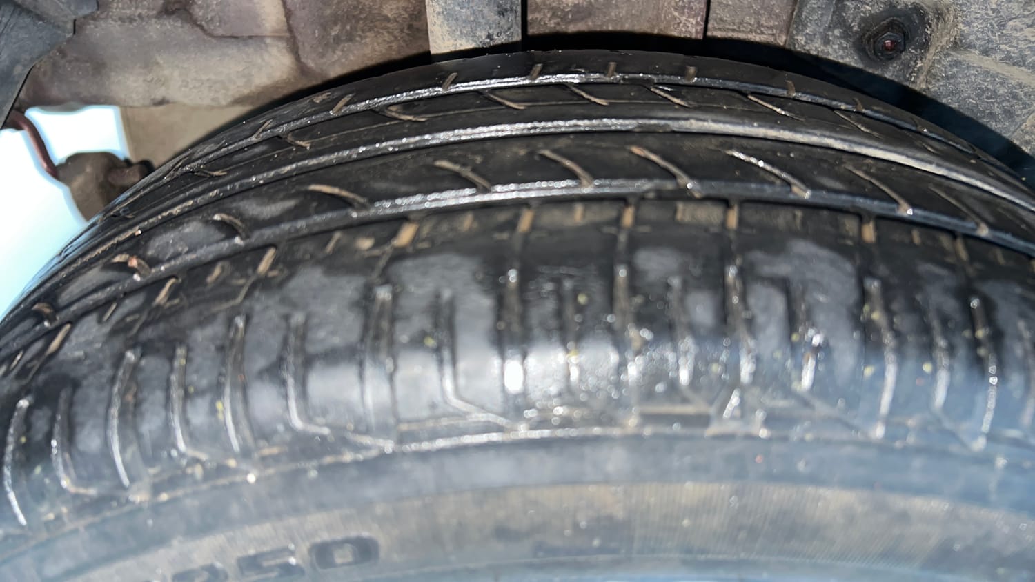 Used 2022 Tata Tigor XZ Plus CNG Cng Manual tyres RIGHT REAR TYRE TREAD VIEW