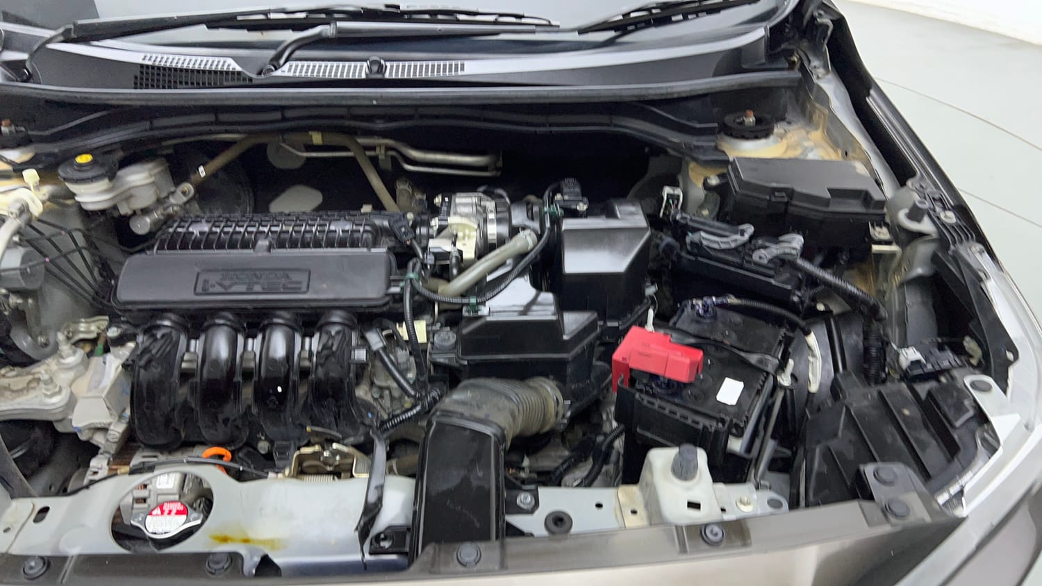 Used 2022 Honda Amaze VX CVT 1.2 Petrol Petrol Automatic engine ENGINE LEFT SIDE VIEW