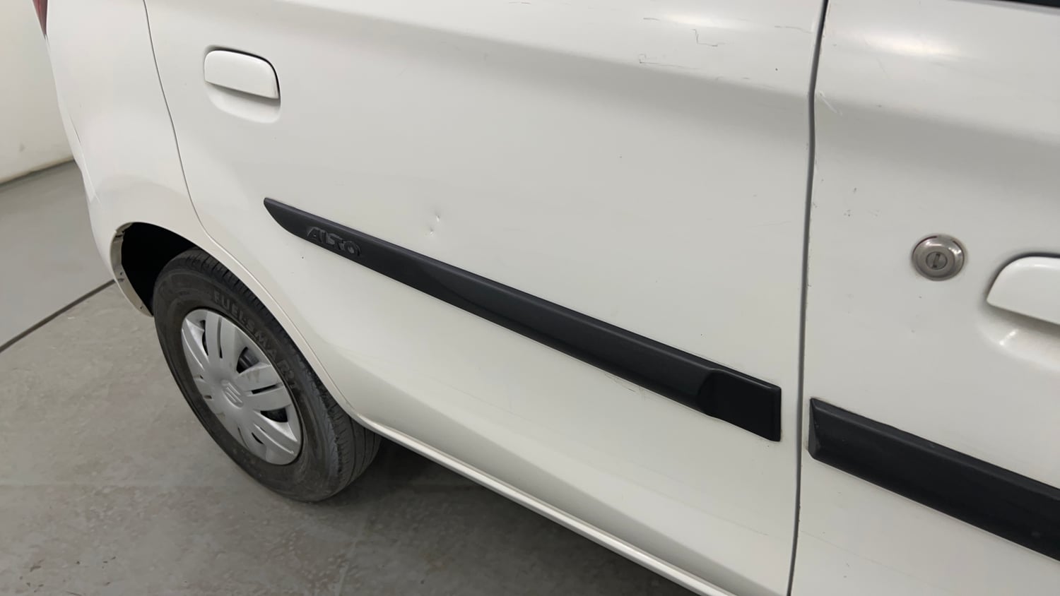 Used 2020 Maruti Suzuki Alto 800 LXi Petrol Manual dents MINOR DENT