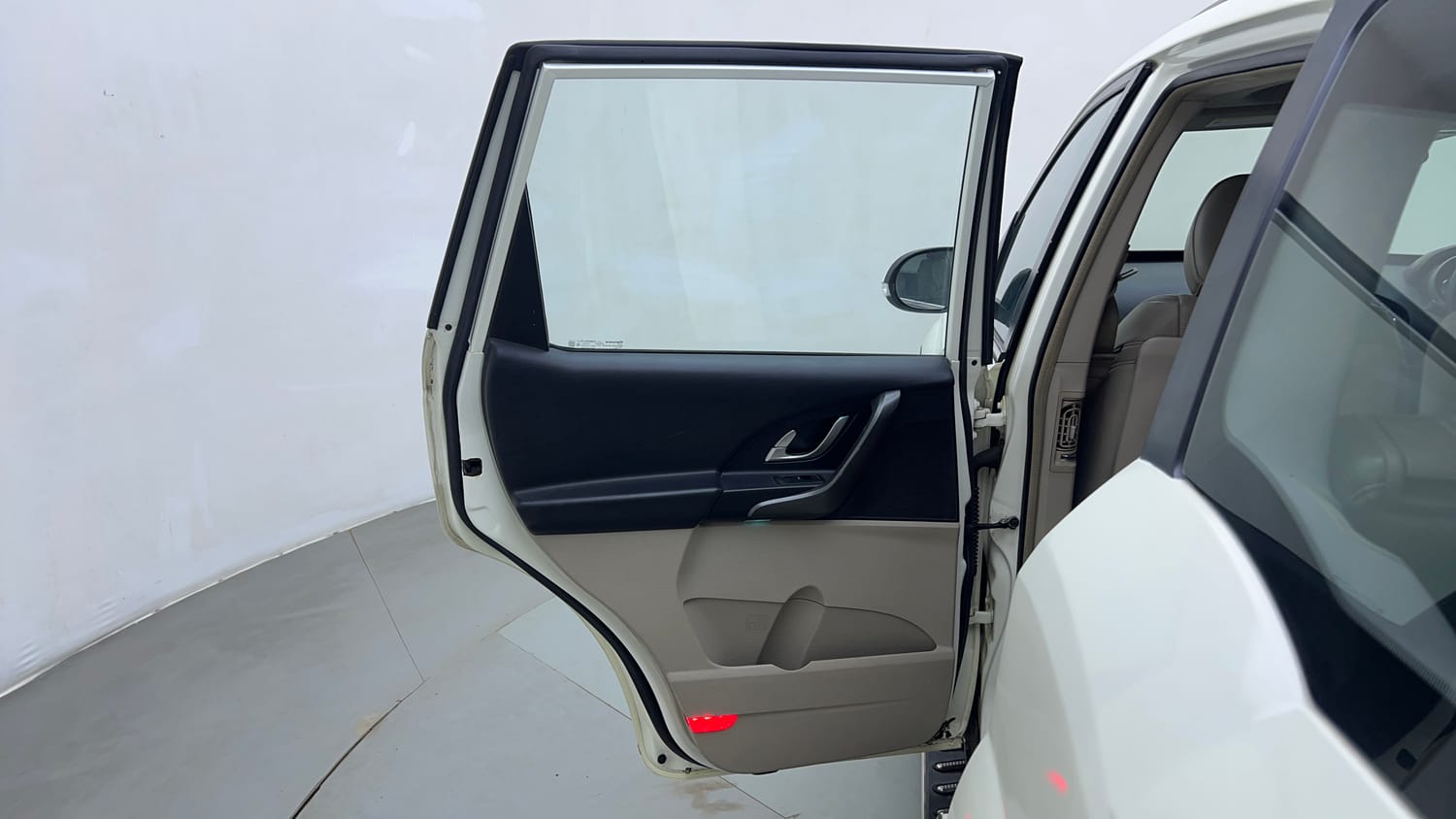 Used 2016 Mahindra XUV500 W10 AT Diesel Automatic interior LEFT REAR DOOR OPEN VIEW