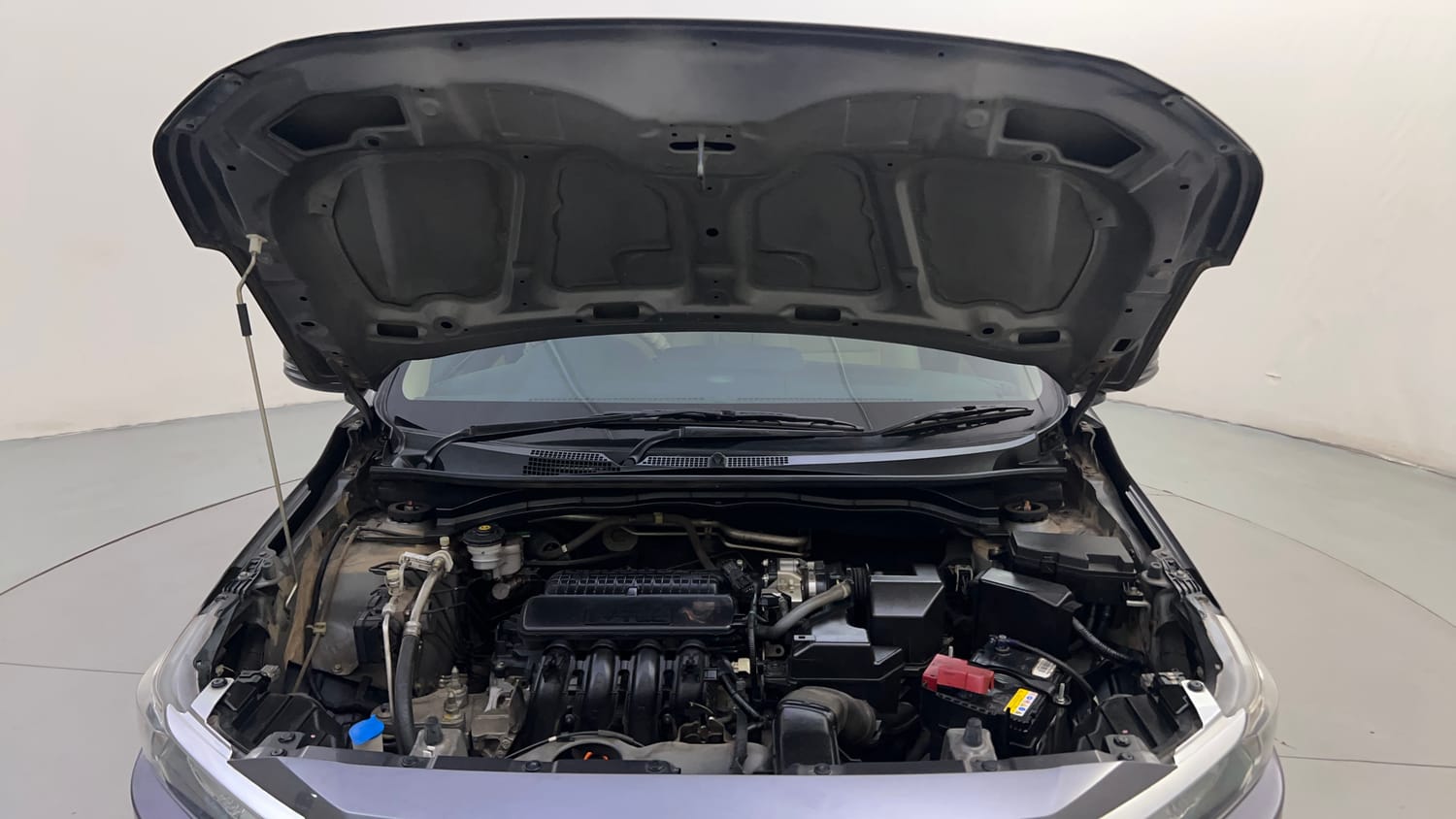 Used 2020 Honda Amaze 1.2 S MT Petrol Petrol Manual engine ENGINE & BONNET OPEN FRONT VIEW