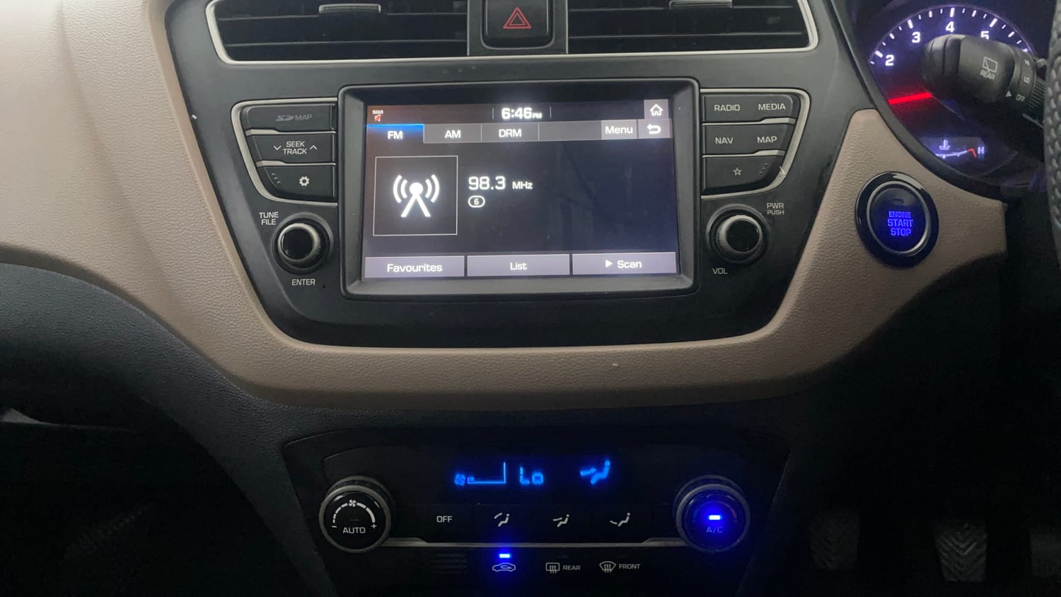 Used 2019 Hyundai Elite i20 Asta 1.2 (O) Petrol Manual interior MUSIC SYSTEM & AC CONTROL VIEW