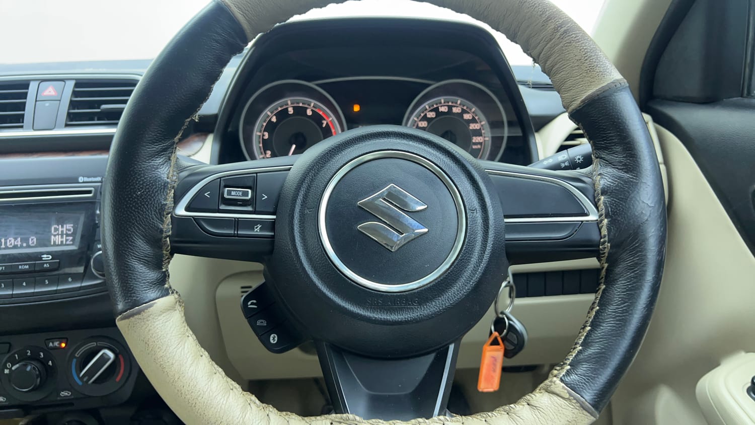 Used 2018 Maruti Suzuki Dzire VXi Petrol Manual top_features Steering mounted controls