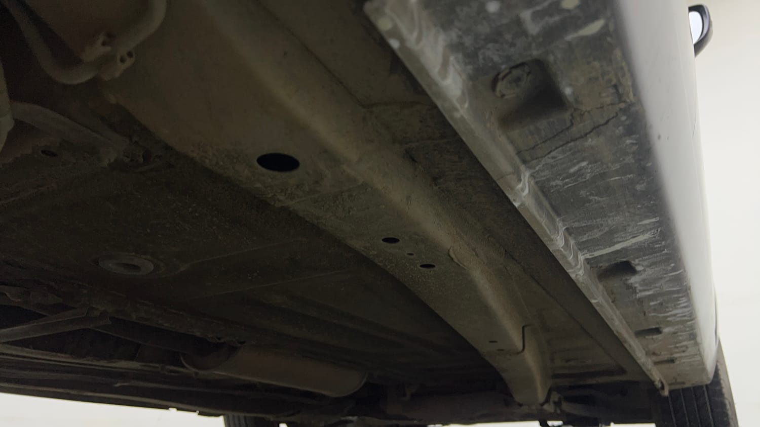 Used 2018 Maruti Suzuki Baleno Zeta 1.2 AT Petrol Automatic extra REAR RIGHT UNDERBODY VIEW