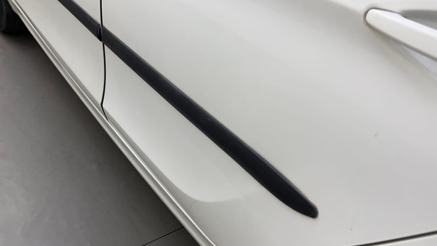 Used 2018 Tata Tiago Revotron XZ Petrol Manual dents MINOR SCRATCH