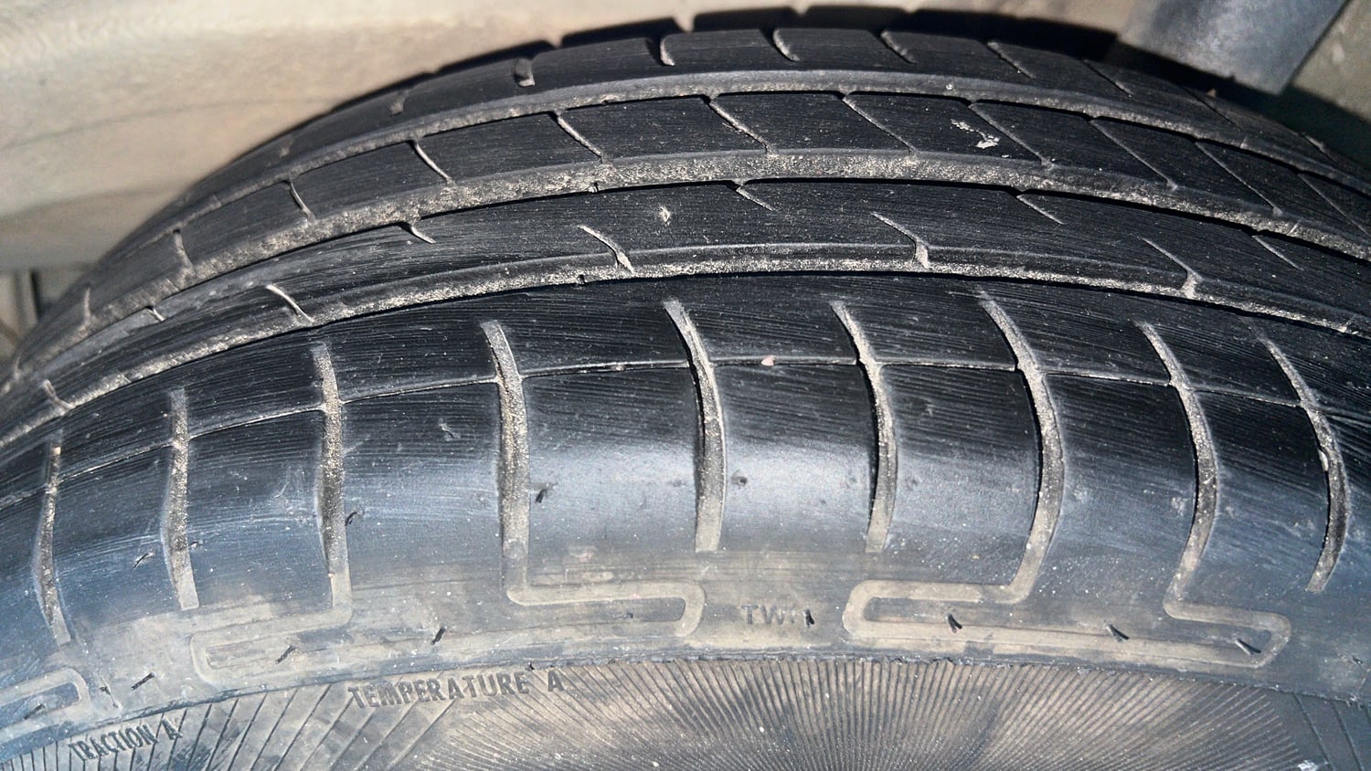 Used 2021 Maruti Suzuki Wagon R LXi 1.0 CNG Cng Manual tyres LEFT REAR TYRE TREAD VIEW