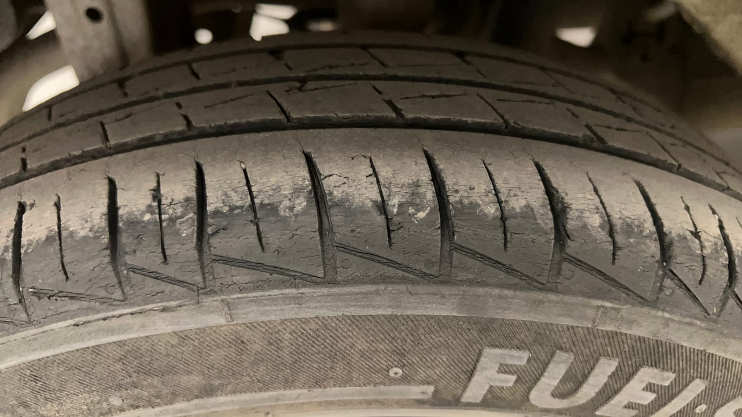 Used 2020 Maruti Suzuki Alto 800 LXi Petrol Manual tyres RIGHT REAR TYRE TREAD VIEW