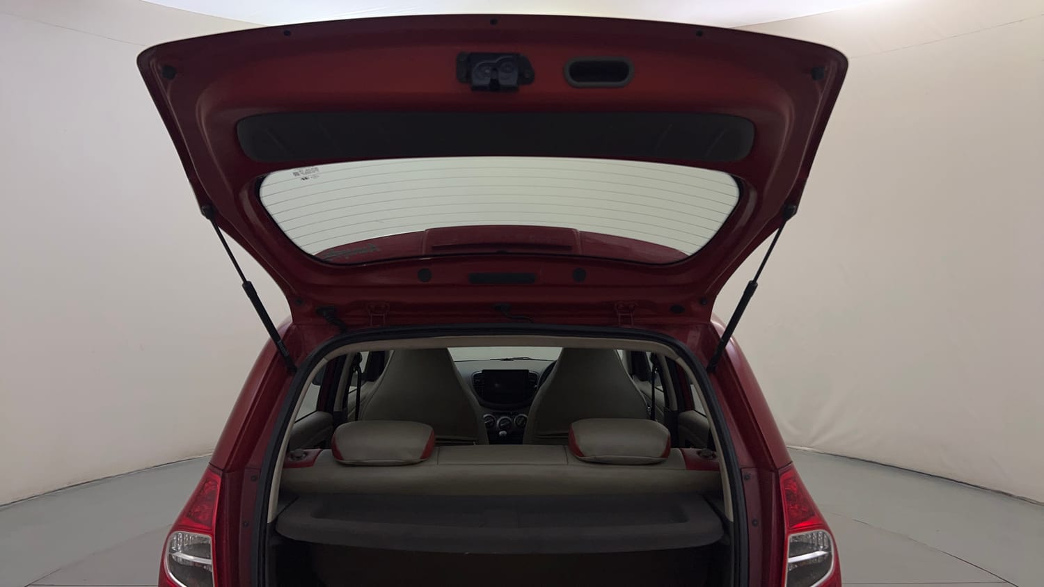 Used 2012 Hyundai i10 Sportz 1.2 Kappa2 Petrol Manual interior DICKY DOOR OPEN VIEW