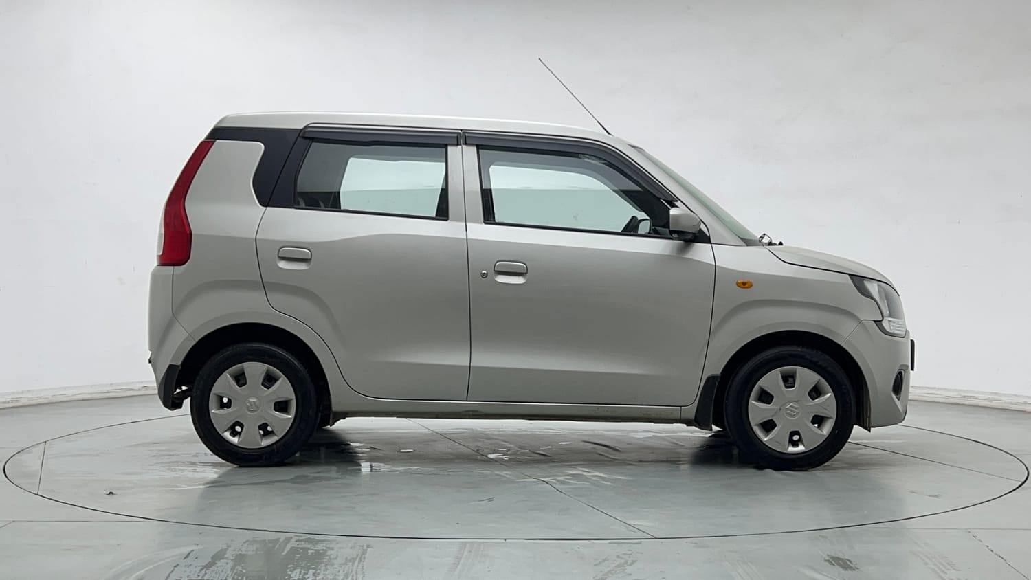 Used 2022 Maruti Suzuki Wagon R VXI 1.0 Petrol Manual exterior RIGHT SIDE VIEW