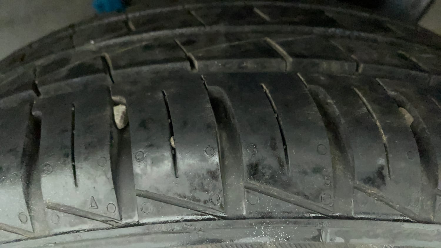 Used 2024 Hyundai Grand i10 Nios Era 1.2 Kappa Petrol Manual tyres LEFT REAR TYRE TREAD VIEW