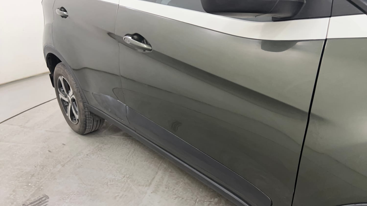 Used 2022 Tata Nexon XZA Plus (O) Diesel Diesel Automatic dents MINOR SCRATCH