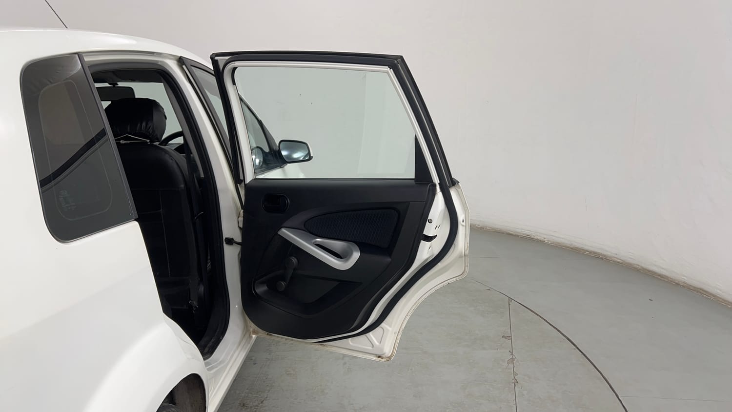 Used 2013 Ford Figo Duratec Petrol Titanium 1.2 Petrol Manual interior RIGHT REAR DOOR OPEN VIEW