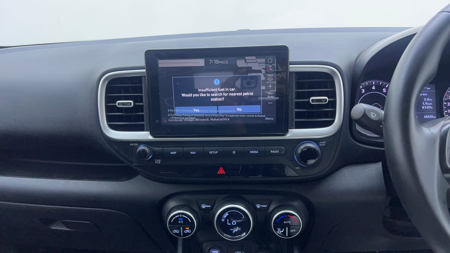 Used 2019 Hyundai Venue SX Plus 1.0 Turbo DCT Petrol Automatic interior MUSIC SYSTEM & AC CONTROL VIEW