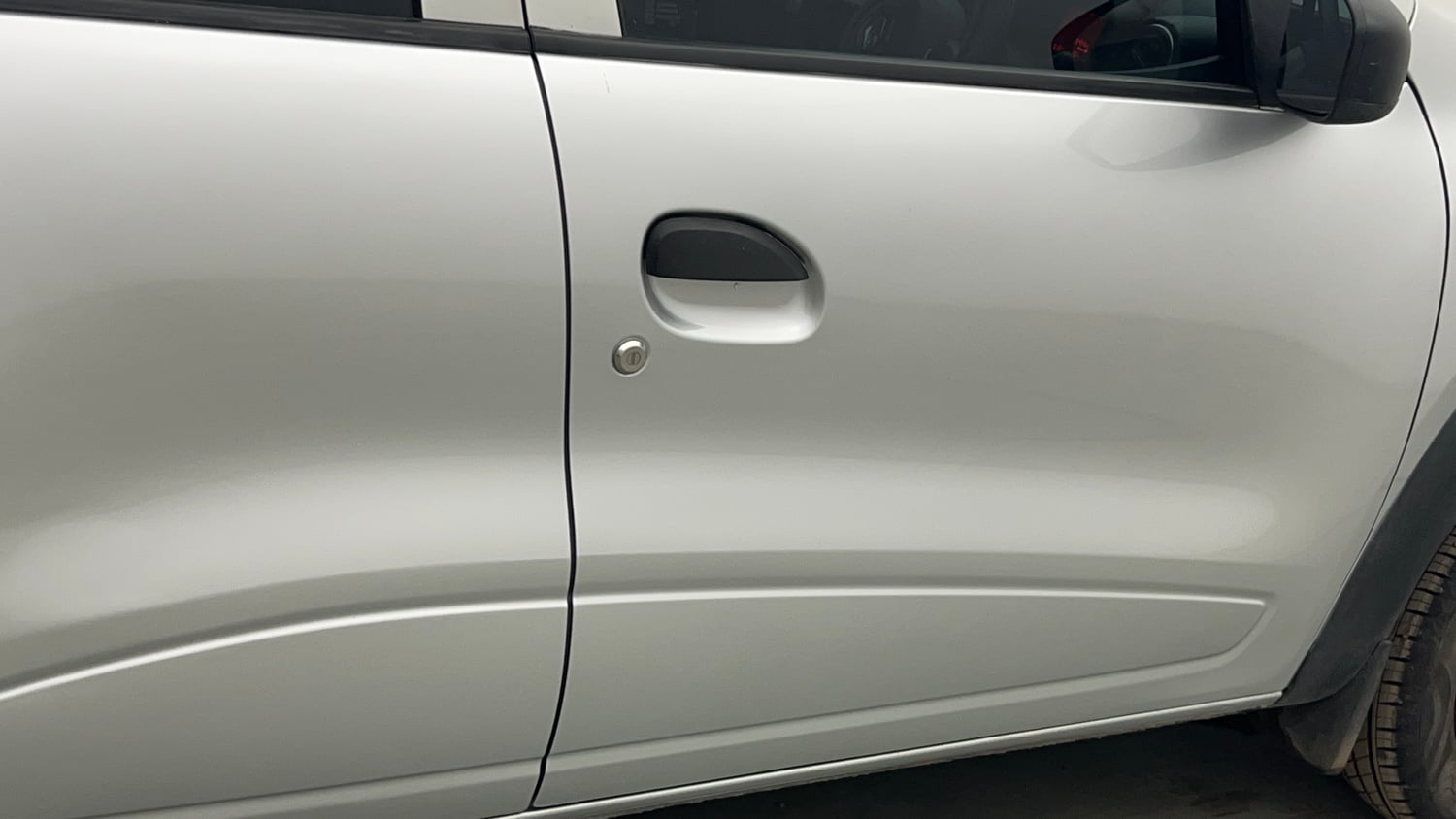 Used 2020 Renault Kwid RXL Petrol Manual dents MINOR SCRATCH
