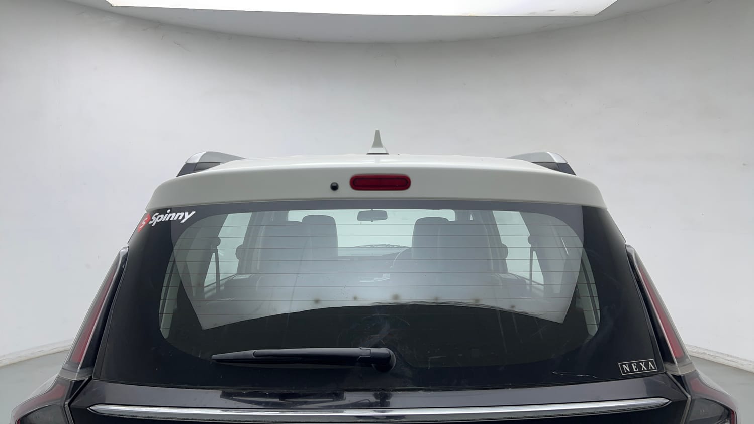 Used 2023 Maruti Suzuki XL6 Zeta MT CNG Cng Manual exterior BACK WINDSHIELD VIEW