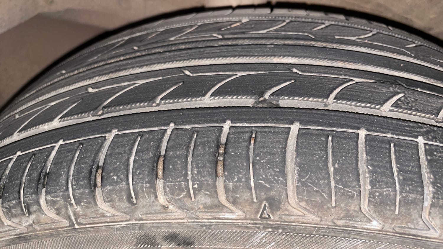 Used 2017 Honda Jazz V AT Petrol Petrol Automatic tyres RIGHT REAR TYRE TREAD VIEW
