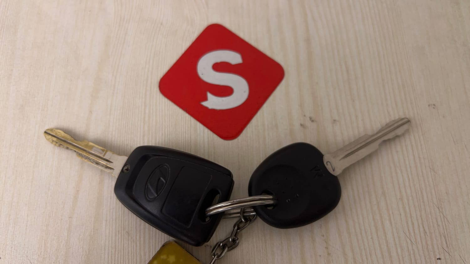 Used 2021 Hyundai Santro Sportz AMT Petrol Automatic extra CAR KEY VIEW