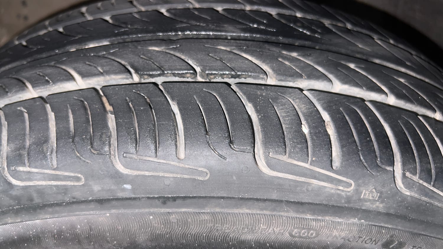 Used 2015 Honda Jazz V Petrol Petrol Manual tyres LEFT FRONT TYRE TREAD VIEW