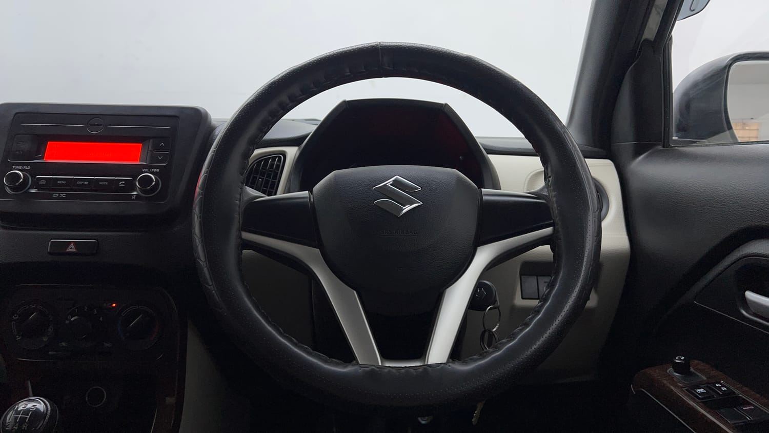 Used 2022 Maruti Suzuki Wagon R VXI 1.0 Petrol Manual interior STEERING VIEW